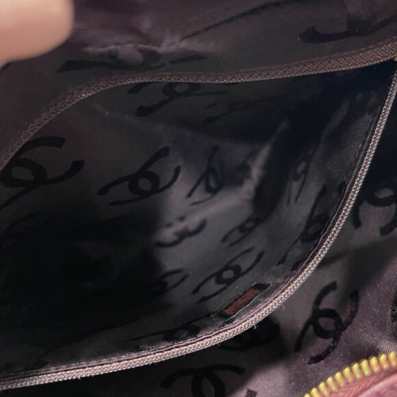 Chanel CC Chevron Lambskin Camera Shoulder Bag (53769) - Picture 13 of 14